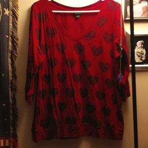 Red tops with rose hearts